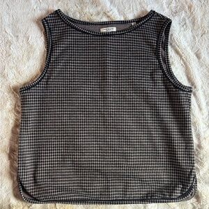 Max Studio Black and White Boxy Sleeveless Tank Top